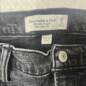 Abercrombie & Fitch Ankle Straight High Rise 28/6S